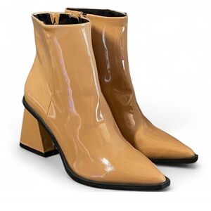 BP LOREN Women's Tan Ankle Boots